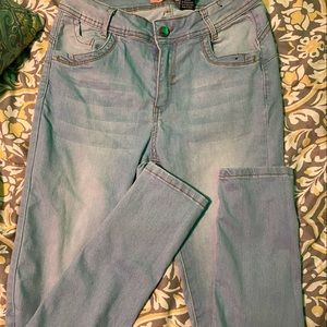 Jeans size 7